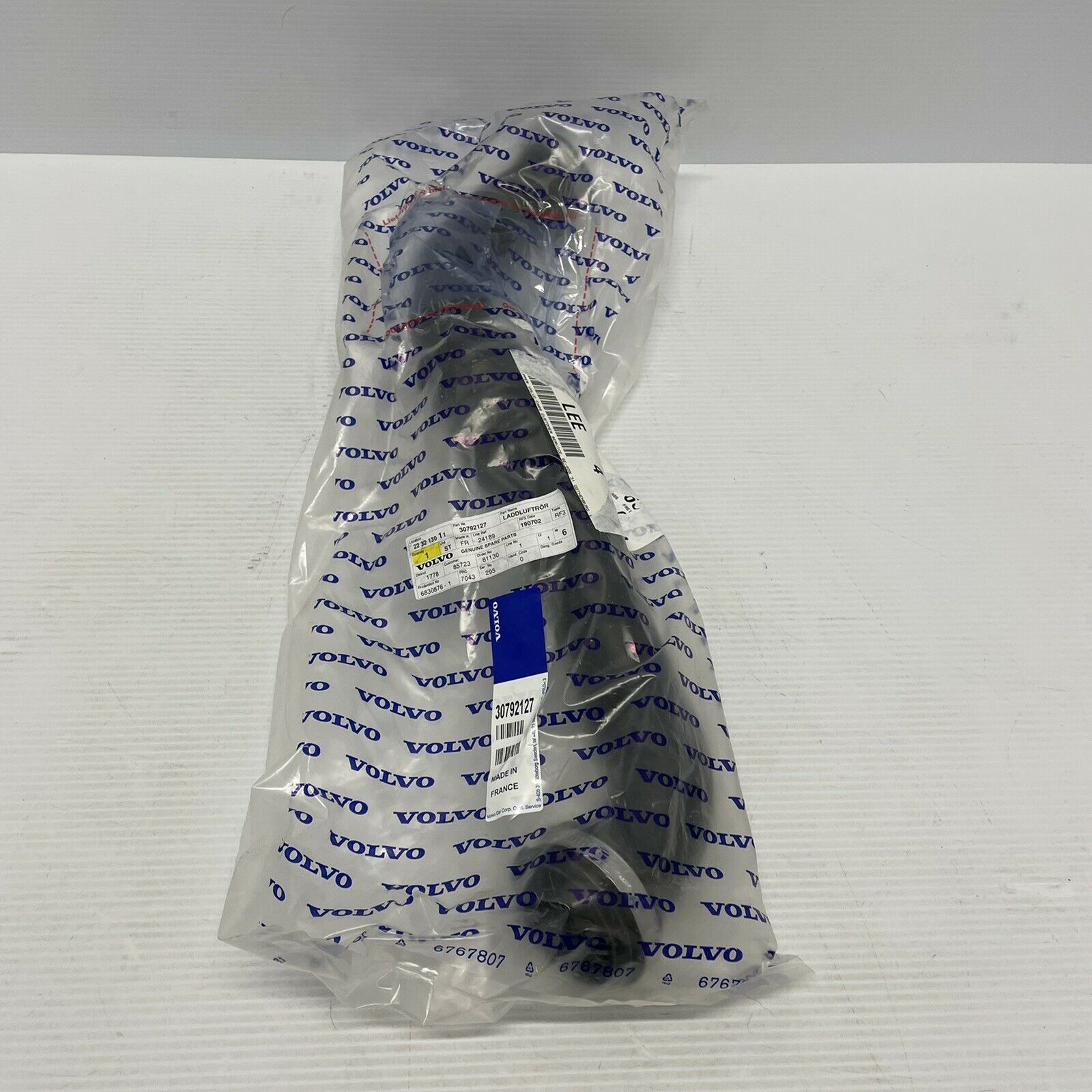 قطع غيار السيارات في غلاف النايلون