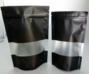 پاکت پلاستیکی پنجره دار